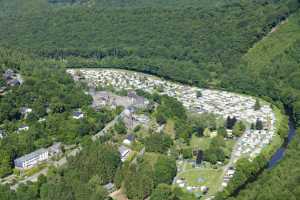 Camping "La Roche 1", Groupe FLOREAL, à La Roche-en-Ardenne