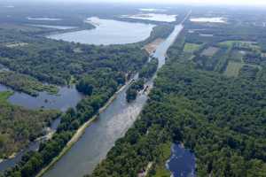 Ecluse N°3 sur le Canal Lomel-Mol