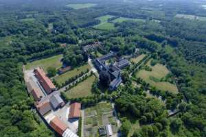 Abbaye de Postel