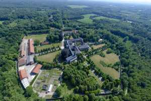 Abbaye de Postel