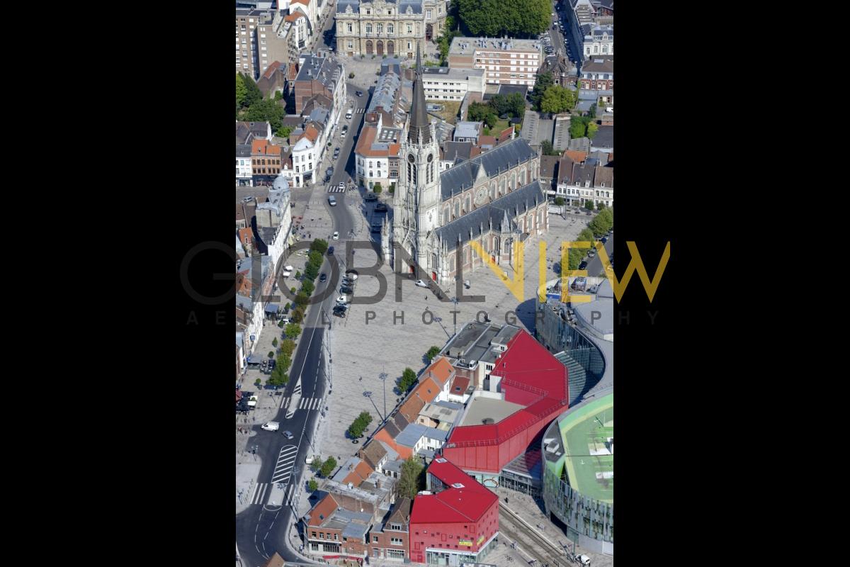 Parvis et église Saint-Christophe - Tourcoing