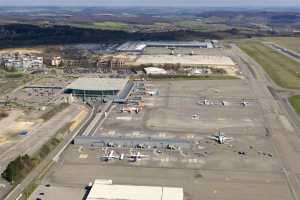 Aerogare, Findel Airport