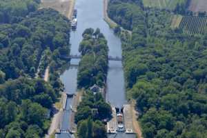 Ecluse N°3 sur le Canal Lomel-Mol