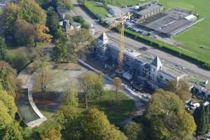 Droh!me Melting Park,Tribunes de l'Hippodrome de Boitsfort - Chantier en Oct. 2014 (Origin, Architectes)