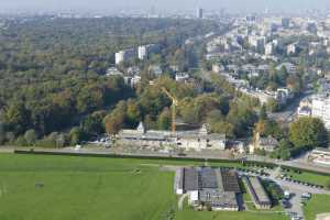 Droh!me Melting Park,Tribunes de l'Hippodrome de Boitsfort - Chantier en Oct. 2014 (Origin, Architectes)