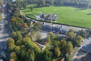 Droh!me Melting Park,Tribunes de l'Hippodrome de Boitsfort - Chantier en Oct. 2014 (Origin, Architectes)