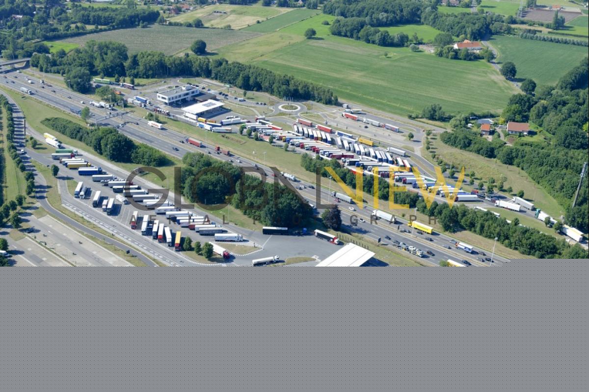 Station service Q8 sur la E34, à hauteur de Ranst