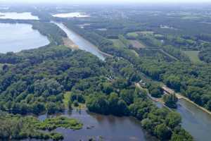 Ecluse N°3 sur le Canal Lomel-Mol