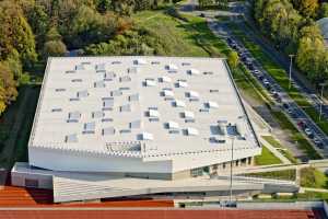 Centre sportif du Blocry, Piste Indoor - Louvain-la-Neuve