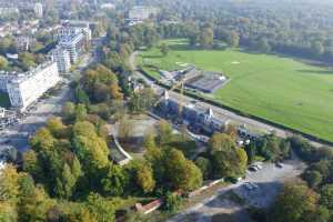 Droh!me Melting Park,Tribunes de l'Hippodrome de Boitsfort - Chantier en Oct. 2014 (Origin, Architectes)